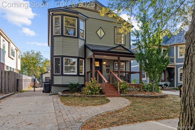 986 Smith Avenue, Birmingham city