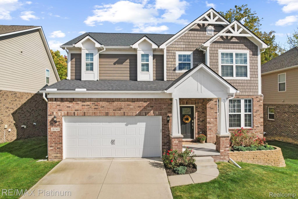 28140 Hummingdale Circle, Novi city