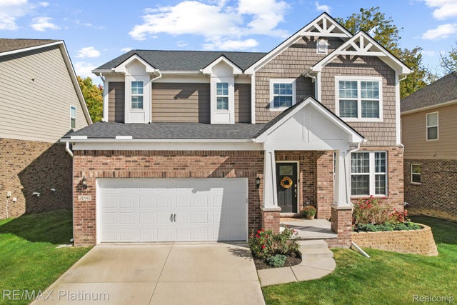 28140 Hummingdale Circle, Novi city