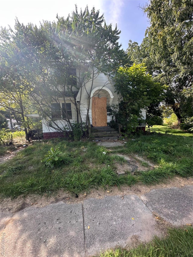 1708 Fenton Road, Flint city