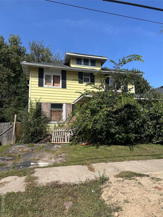 1805 Bennett Avenue, Flint city