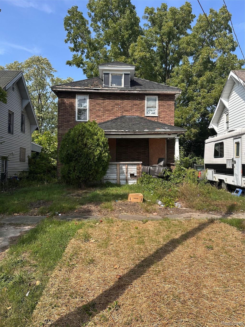 1529 Broadway Boulevard, Flint city