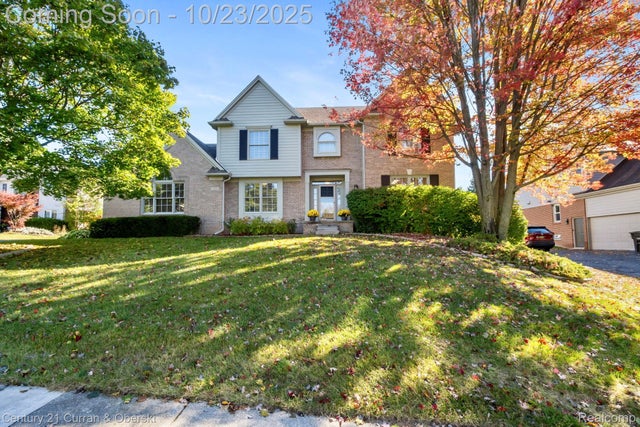 19234 Windridge Drive, Northville city