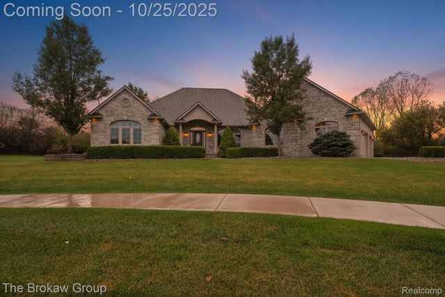 9398 Highland Court, Davison city