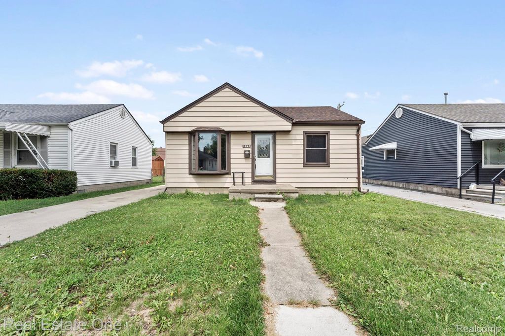 1840 Morris Avenue, Lincoln Park city