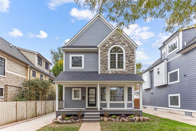 870 Davis Avenue, Birmingham city