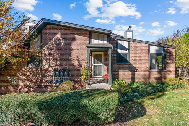 958 New Haven Court, Northville city