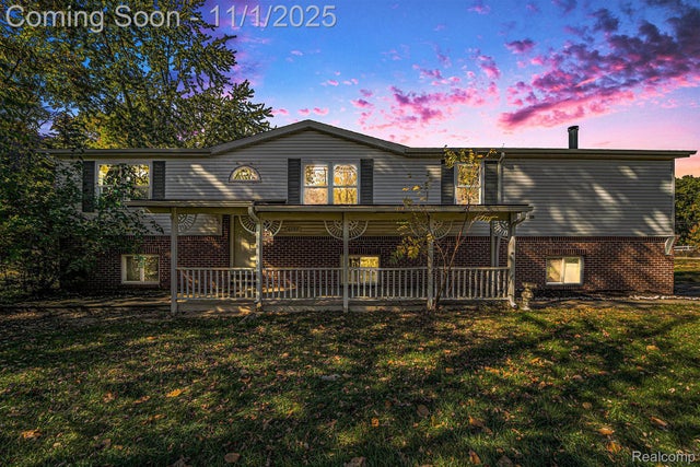 6197 Carroll Lake Road, Commerce charter township