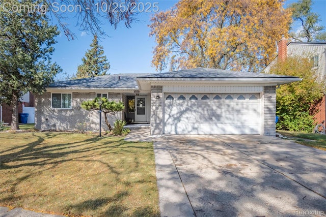 14021 Huff Drive, Warren city