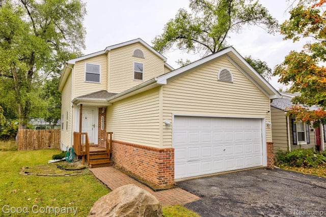 22723 Middlebelt Road, Farmington city