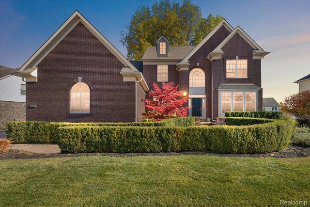 42512 Beechwood Drive, Sterling Heights city