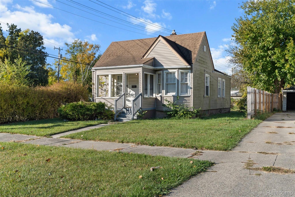 8203 Brace Street, Detroit city