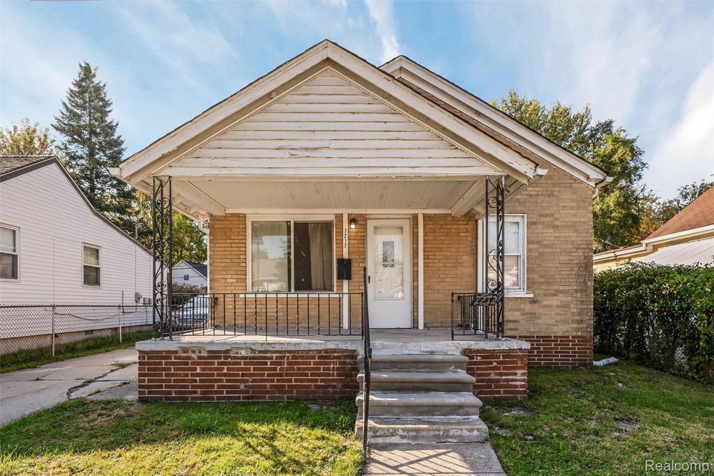 7212 Hudson Avenue, Warren city