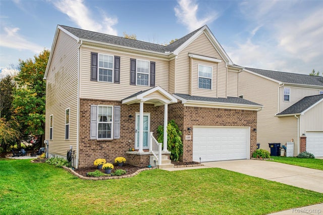 132 Crystal Wood Circle, Marion township