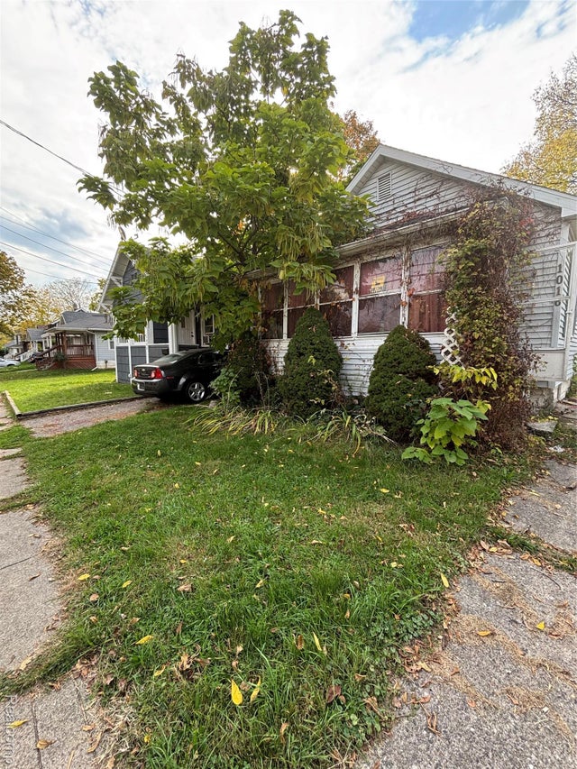 1016 May Street, Lansing city