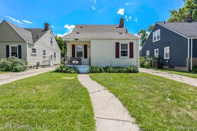 714 E 12 Mile Road, Royal Oak city