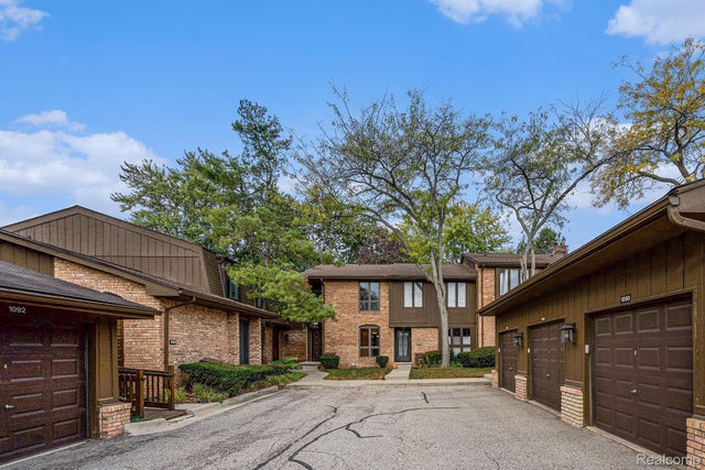 1090 Greenhills Drive, Ann Arbor city