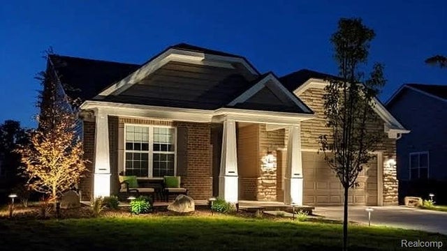 27176 Walloon Way, Brownstown charter township