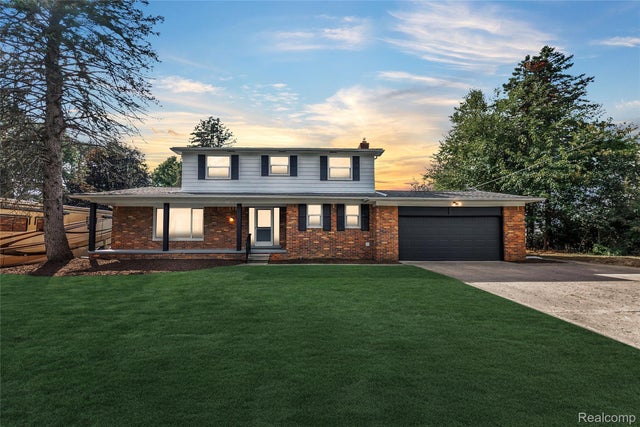 54011 Mound Road, Shelby charter township