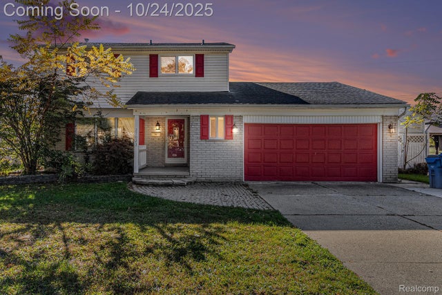 27023 Clairview Drive, Dearborn Heights city