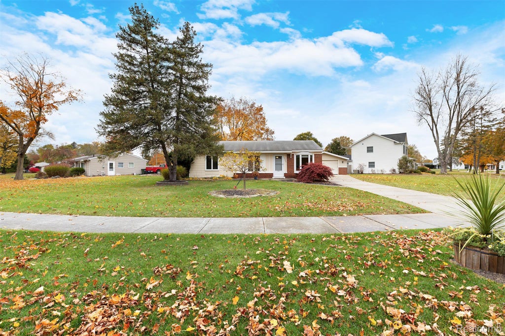 3282 Avon Manor Road, Rochester Hills city