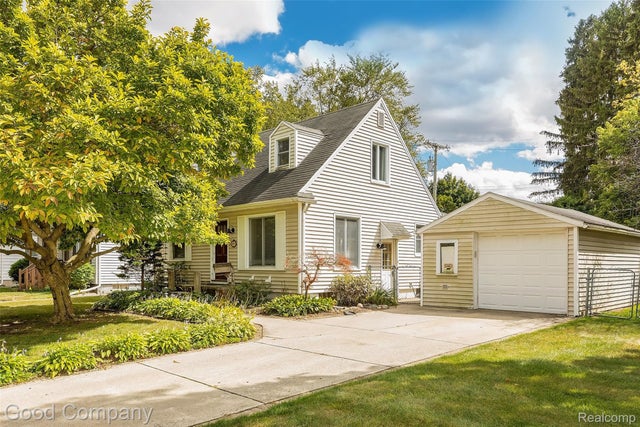 1433 Royal Avenue, Royal Oak city