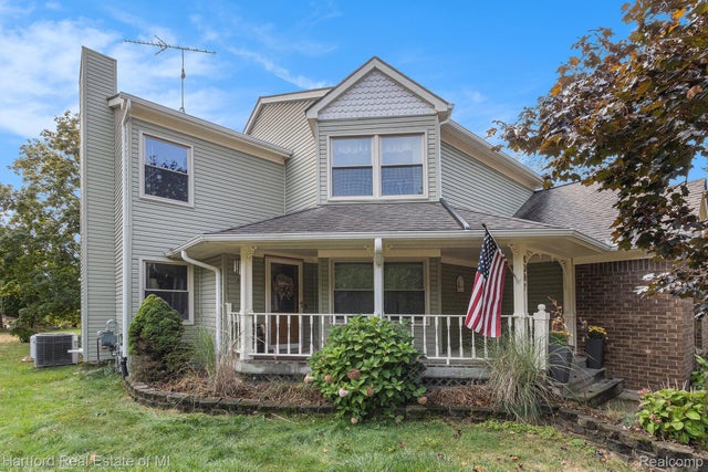 4097 Cherry Garden Drive, Commerce charter township