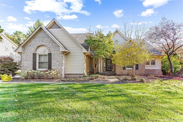 7185 Aaronway Drive, West Bloomfield charter township