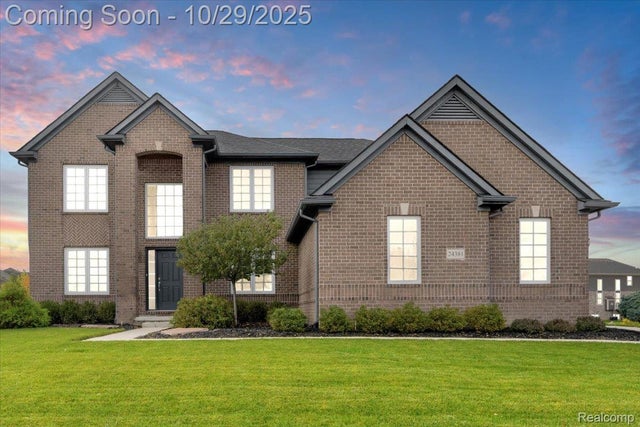 24381 Pembrooke Drive, South Lyon city