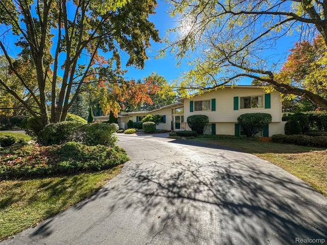 5361 Echo Road, Bloomfield Hills city