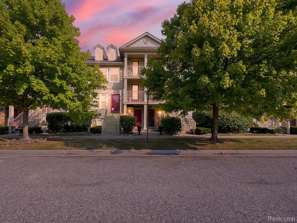 642 Lydia Lane, Pontiac city