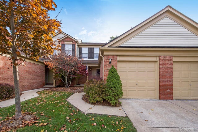 3129 Village Circle, Ann Arbor city