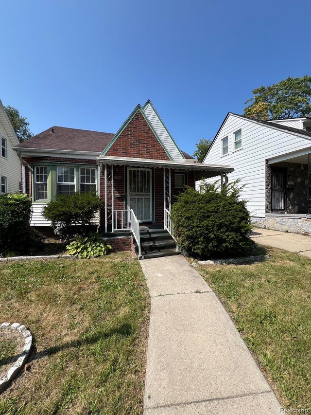 9145 Pinehurst Street, Detroit city