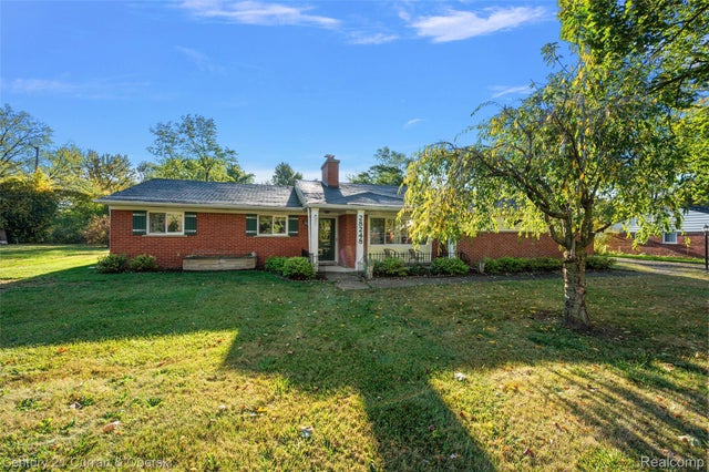 28248 Bayberry Road, Farmington city