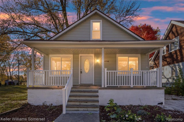 14036 Couwlier Avenue, Warren city