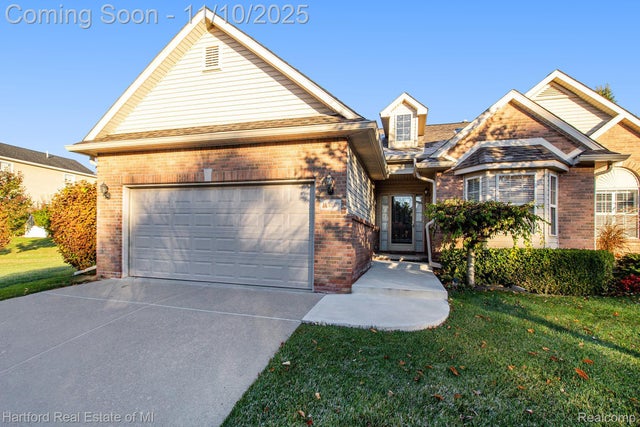 59572 Twin Pines Drive Twin Pines Drive, Lyon charter township