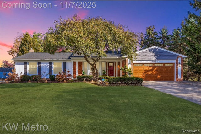 5338 Berwyck Drive, Troy city