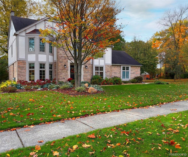 1381 Bradbury Drive, Troy city