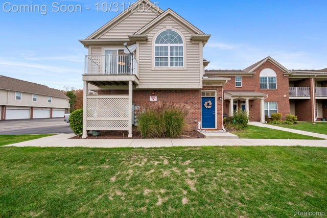 28372 Adler Park Drive S, Chesterfield township