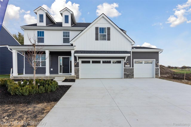 52137 Wellington Valley Drive, Macomb township