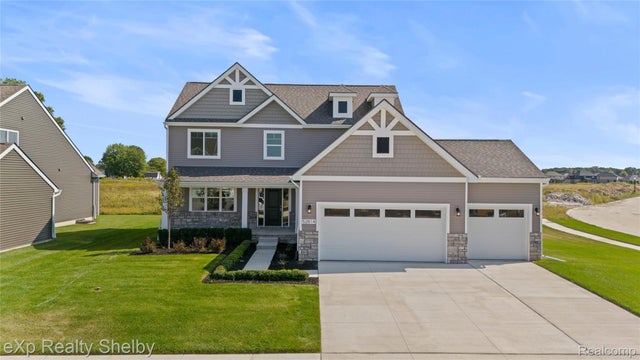 52201 Wellington Valley Drive, Macomb township