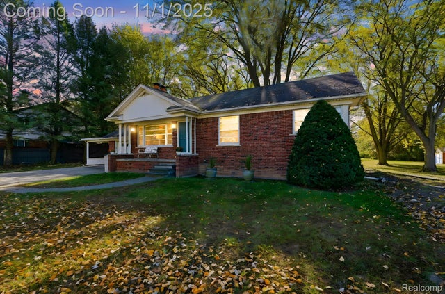 19342 22 Mile Road, Macomb township
