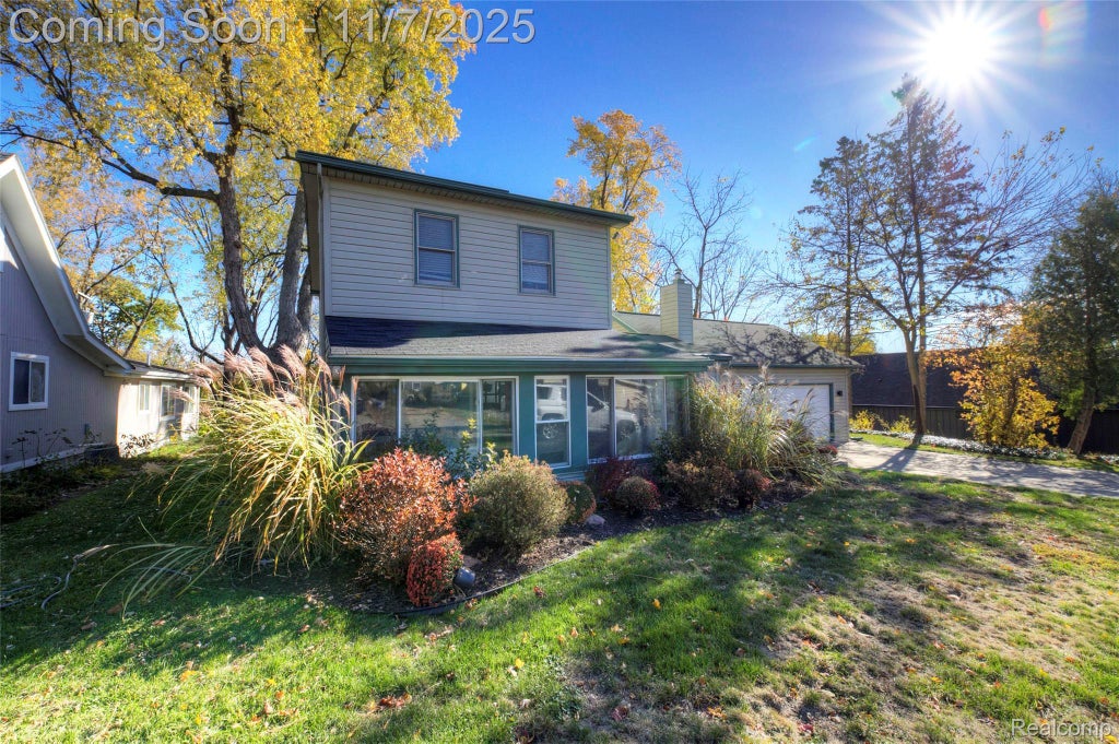 212 Hillcroft Drive, Walled Lake city