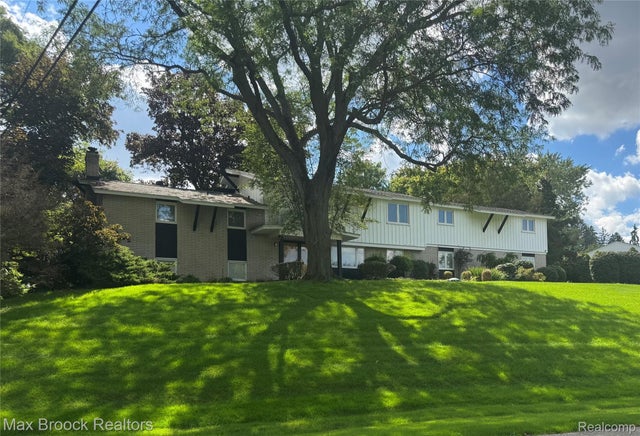 3035 Parkland Drive, West Bloomfield charter township
