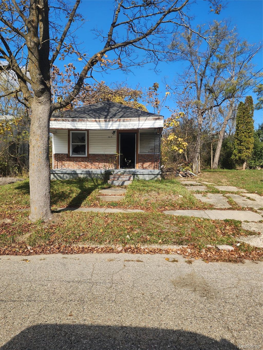 345 E Austin Avenue, Flint city