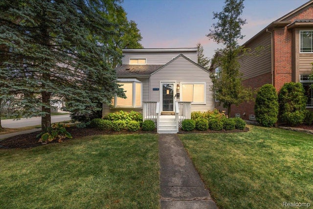 1109 Bird Avenue, Birmingham city