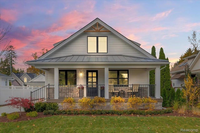 347 Highland, Rochester city