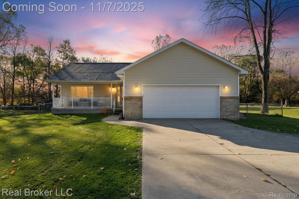 10492 Clark Road, Davison city