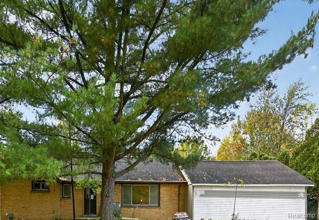 3490 Hannan S Road, Canton charter township