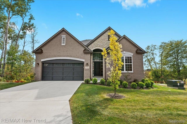 7841 Trailside Court, West Bloomfield charter township